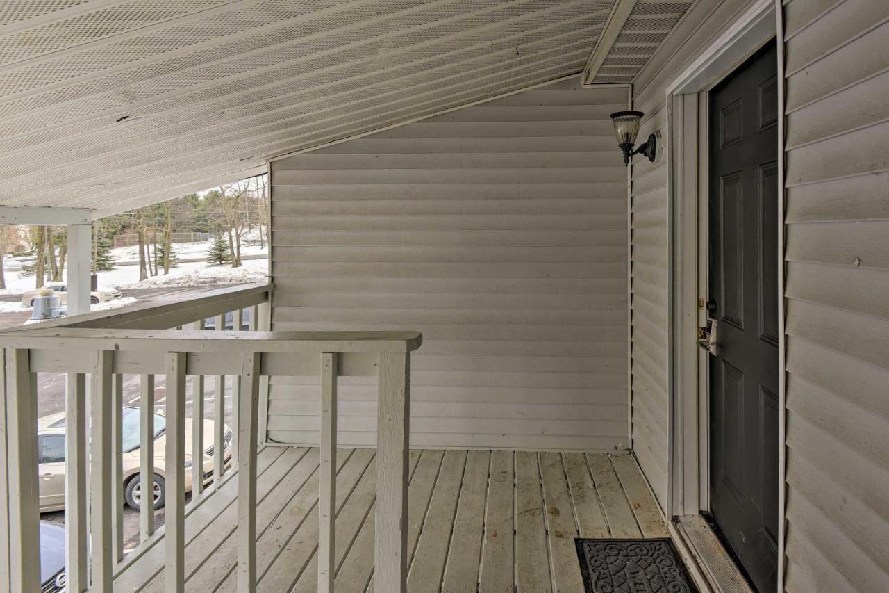 Mount Pocono Condo With Balcony, Near Mt Airy Casino Dış mekan fotoğraf